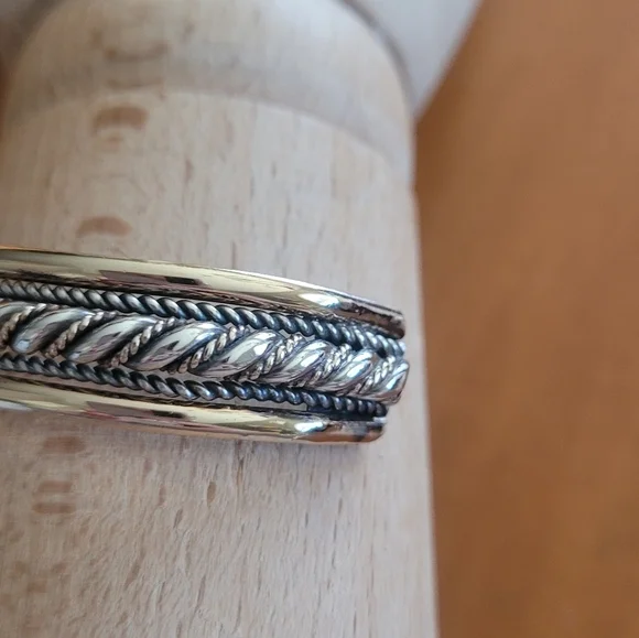 Navajo‎ Monroe Ashley 12kgf and Sterling Marked Native American Cuff Bracelet